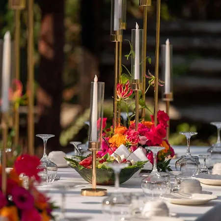 & Restauracja Timberland 3*