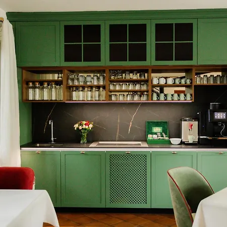 & Restauracja Timberland 호텔 3*